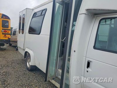 Zdjęcie 9 z 10 samochodu: 2006 FORD ECONOLINE E350 SUPER DUTY CUTAWAY VAN VIN:1FDWE35L16HA47608 - miniatura
