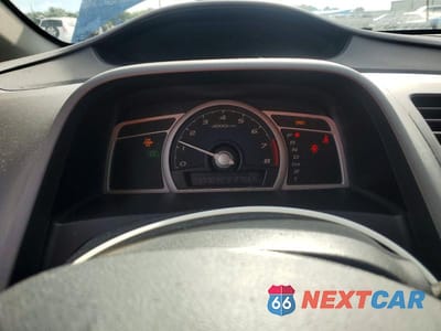 Zdjęcie 9 z 12 samochodu: 2010 HONDA CIVIC LX VIN:2HGFG1B60AH537429 - miniatura