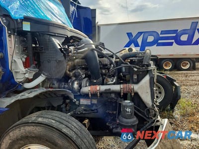 Zdjęcie 10 z 13 samochodu: 2025 FREIGHTLINER CASCADIA 126 SEMI TRUCK VIN:3AKJHLDR7SSVU0130 - miniatura