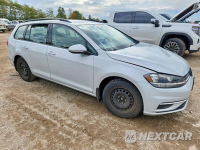 Czwarte zdjęcie samochodu z boku: 2018 VOLKSWAGEN GOLF SPORTWAGEN S VIN:3VW717AU9JM768724 - miniatura