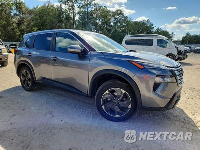 Czwarte zdjęcie samochodu z boku: 2024 NISSAN ROGUE SV VIN:JN8BT3BA5RW350438 - miniatura