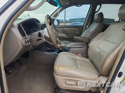 Zdjęcie 7 z 13 samochodu: 2005 TOYOTA SEQUOIA SR5 VIN:5TDZT34A65S255890 - miniatura
