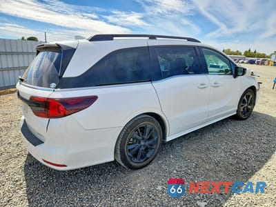 Trzecie zdjęcie samochodu z tyłu: 2024 HONDA ODYSSEY SPORT VIN:5FNRL6H74RB033486 - miniatura