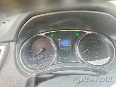 Zdjęcie 9 z 14 samochodu: 2016 NISSAN ROGUE SL VIN:5N1AT2MT5GC744080 - miniatura