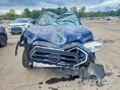 Piąte zdjęcie samochodu w środku: 2020 TOYOTA TACOMA SR5 V6 VIN:3TMCZ5ANXLM365068 - miniatura