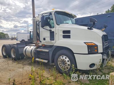 Czwarte zdjęcie samochodu z boku: 2019 MACK ANTHEM SEMI TRUCK VIN:1M1AN3GY2KM009393 - miniatura