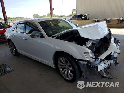 Czwarte zdjęcie samochodu z boku: 2019 CHRYSLER 300 LIMITED VIN:2C3CCAEG6KH592748 - miniatura
