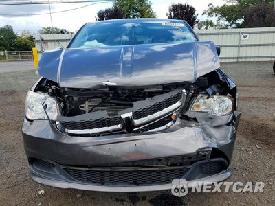Piąte zdjęcie samochodu w środku: 2017 DODGE GRAND CARAVAN SE VIN:2C4RDGBG6HR567815 - miniatura
