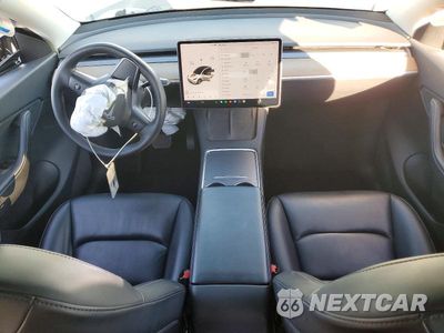 Zdjęcie 8 z 13 samochodu: 2021 TESLA MODEL Y VIN:5YJYGDEE3MF145535 - miniatura