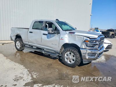 Czwarte zdjęcie samochodu z boku: 2026 RAM 2500 BIG HORN VIN:3C6UR5DL4TG295488 - miniatura