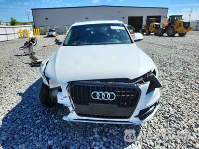 Piąte zdjęcie samochodu w środku: 2015 AUDI Q5 PRESTIGE VIN:WA1WGAFP8FA055597 - miniatura