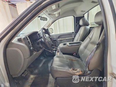 Zdjęcie 7 z 12 samochodu: 2011 CHEVROLET SILVERADO C1500 VIN:1GCNCPEA5BZ369796 - miniatura