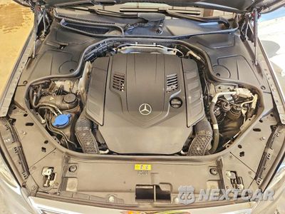 Zdjęcie 11 z 12 samochodu: 2019 MERCEDES-BENZ S 560 4MATIC VIN:WDDUG8GB3KA452322 - miniatura