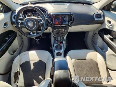 Zdjęcie 8 z 13 samochodu: 2019 JEEP COMPASS LATITUDE VIN:3C4NJDBB9KT628735 - miniatura