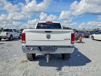 Zdjęcie 6 z 13 samochodu: 2018 RAM 2500 SLT VIN:3C6UR5DL2JG387910 - miniatura