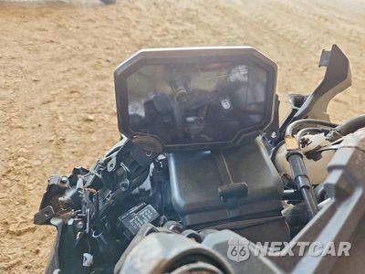 Zdjęcie 7 z 8 samochodu: 2026 KAWASAKI ZX636 K VIN:JKBZXJK11TA016775 - miniatura