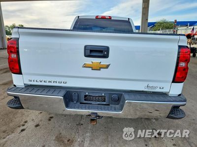 Zdjęcie 6 z 12 samochodu: 2017 CHEVROLET SILVERADO K1500 LT VIN:1GCVKREC6HZ394831 - miniatura