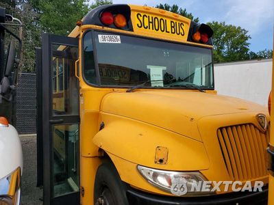 2015 IC CORPORATION CE SERIES SCHOOL - SCHOOL BUS 4DRBUAAP4FB643488 - główne zdjęcie licytacji z USA - miniatura