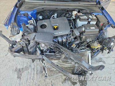 Zdjęcie 11 z 12 samochodu: 2017 HYUNDAI ELANTRA LIMITED VIN:5NPD84LF4HH019392 - miniatura