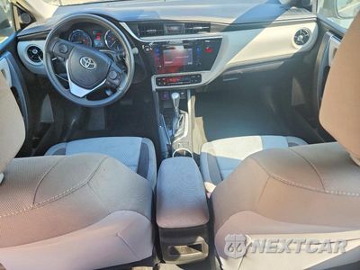 Zdjęcie 8 z 13 samochodu: 2018 TOYOTA COROLLA LE VIN:5YFBURHE6JP819829 - miniatura