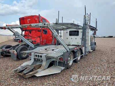 Trzecie zdjęcie samochodu z tyłu: 2024 PETERBILT 389 CAR HAULER TRUCK VIN:1NPXL49XXRD667296 - miniatura