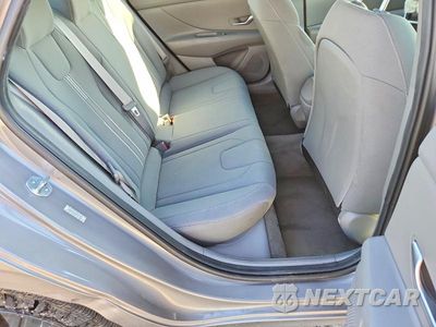 Zdjęcie 10 z 12 samochodu: 2023 HYUNDAI ELANTRA SEL VIN:KMHLM4AG9PU565365 - miniatura