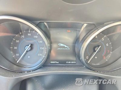 Zdjęcie 9 z 14 samochodu: 2017 JAGUAR F-PACE PREMIUM VIN:SADCJ2BV4HA493674 - miniatura