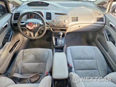 Zdjęcie 8 z 12 samochodu: 2009 HONDA CIVIC LX VIN:1HGFA16549L019163 - miniatura
