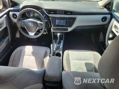 Zdjęcie 8 z 12 samochodu: 2018 TOYOTA COROLLA LE VIN:2T1BURHE5JC969401 - miniatura