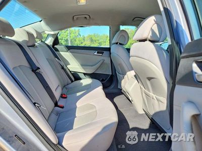Zdjęcie 10 z 12 samochodu: 2016 HYUNDAI SONATA SE VIN:5NPE24AF7GH363242 - miniatura