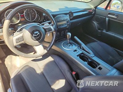 Zdjęcie 8 z 12 samochodu: 2008 MAZDA MX-5 MIATA VIN:JM1NC25F480148265 - miniatura