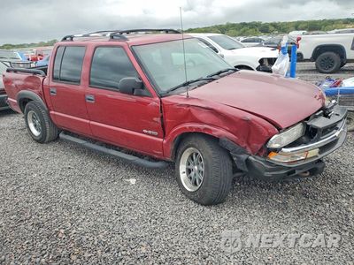Czwarte zdjęcie samochodu z boku: 2003 CHEVROLET S TRUCK S10 VIN:1GCDT13XX3K174349 - miniatura