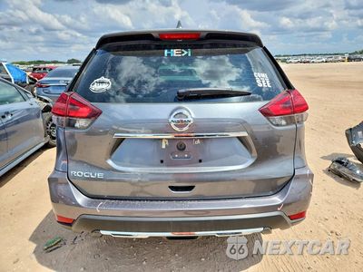 Zdjęcie 6 z 14 samochodu: 2017 NISSAN ROGUE S VIN:5N1AT2MT9HC882478 - miniatura