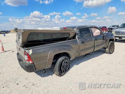 Trzecie zdjęcie samochodu z tyłu: 2011 TOYOTA TACOMA DOUBLE CAB PRERUNNER LONG BED VIN:3TMKU4HN6BM030625 - miniatura