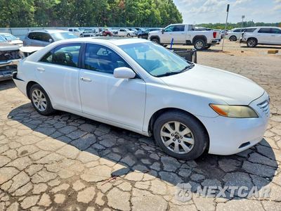 Czwarte zdjęcie samochodu z boku: 2007 TOYOTA CAMRY XLE V6 VIN:4T1BK46KX7U526184 - miniatura