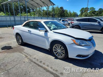 Czwarte zdjęcie samochodu z boku: 2014 CHRYSLER 200 LIMITED VIN:1C3BCBFG2EN163277 - miniatura