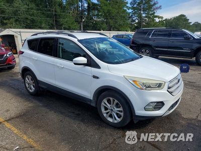 Czwarte zdjęcie samochodu z boku: 2017 FORD ESCAPE SE VIN:1FMCU9G99HUE37957 - miniatura