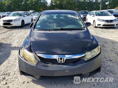Piąte zdjęcie samochodu w środku: 2009 HONDA CIVIC LX VIN:2HGFA16579H340384 - miniatura