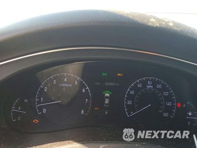 Zdjęcie 9 z 12 samochodu: 2012 HYUNDAI GENESIS 3.8L VIN:KMHGC4DD7CU204717 - miniatura