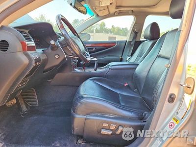 Zdjęcie 7 z 13 samochodu: 2009 LEXUS LS 460 VIN:JTHCL46F695001000 - miniatura