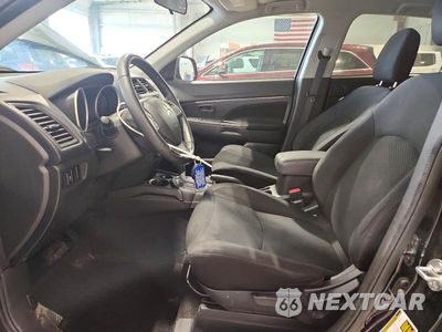 Zdjęcie 7 z 13 samochodu: 2015 MITSUBISHI OUTLANDER SPORT ES VIN:4A4AR3AW8FE040555 - miniatura