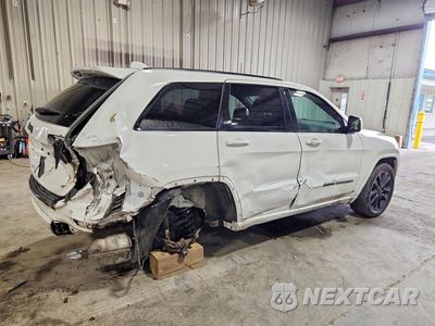 Trzecie zdjęcie samochodu z tyłu: 2017 JEEP GRAND CHEROKEE LAREDO VIN:1C4RJFAG0HC926881 - miniatura
