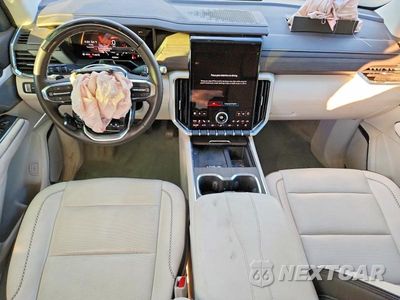 Zdjęcie 8 z 13 samochodu: 2025 GMC ACADIA DENALI VIN:1GKENRRS6SJ149613 - miniatura