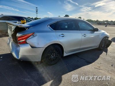 Trzecie zdjęcie samochodu z tyłu: 2013 NISSAN ALTIMA 2.5 VIN:1N4AL3AP1DN456581 - miniatura