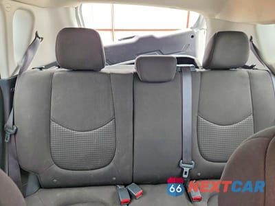 Zdjęcie 10 z 14 samochodu: 2011 KIA SOUL BASE VIN:KNDJT2A13B7303203 - miniatura