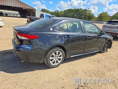 Trzecie zdjęcie samochodu z tyłu: 2021 TOYOTA COROLLA LE VIN:JTDEPMAE4MJ172471 - miniatura