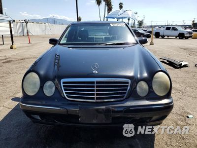 Piąte zdjęcie samochodu w środku: 2000 MERCEDES-BENZ E 320 VIN:WDBJF65G1YA966874 - miniatura