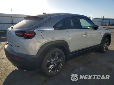 Trzecie zdjęcie samochodu z tyłu: 2022 MAZDA MX-30 PREMIUM PLUS VIN:JM1DRADB9N0100436 - miniatura