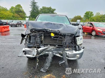 Piąte zdjęcie samochodu w środku: 2014 RAM 1500 LARAMIE VIN:1C6RR7NT3ES231177 - miniatura