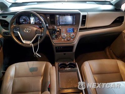 Zdjęcie 8 z 13 samochodu: 2020 TOYOTA SIENNA XLE 8-PASSENGER VIN:5TDYZ3DC8LS062357 - miniatura